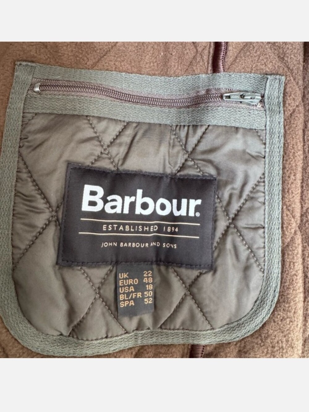 Barbour Quilted Vest in Olive Green with Pocket Detail - Picture 5 of 7